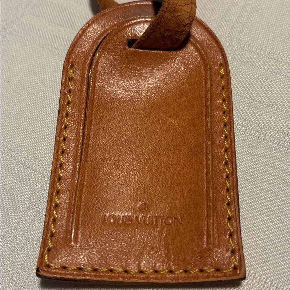 Louis Vuitton Vintage Tan Leather Luggage Tag